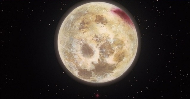 Macchia di sangue sul lato oscuro della Luna in The End of Evangelion